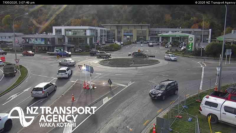 Click for full screen live camera. SH6/SH6A Frankton Roundabout
